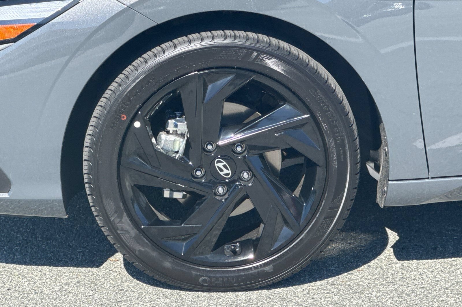 New 2026 Hyundai Elantra Sport FWD image 24