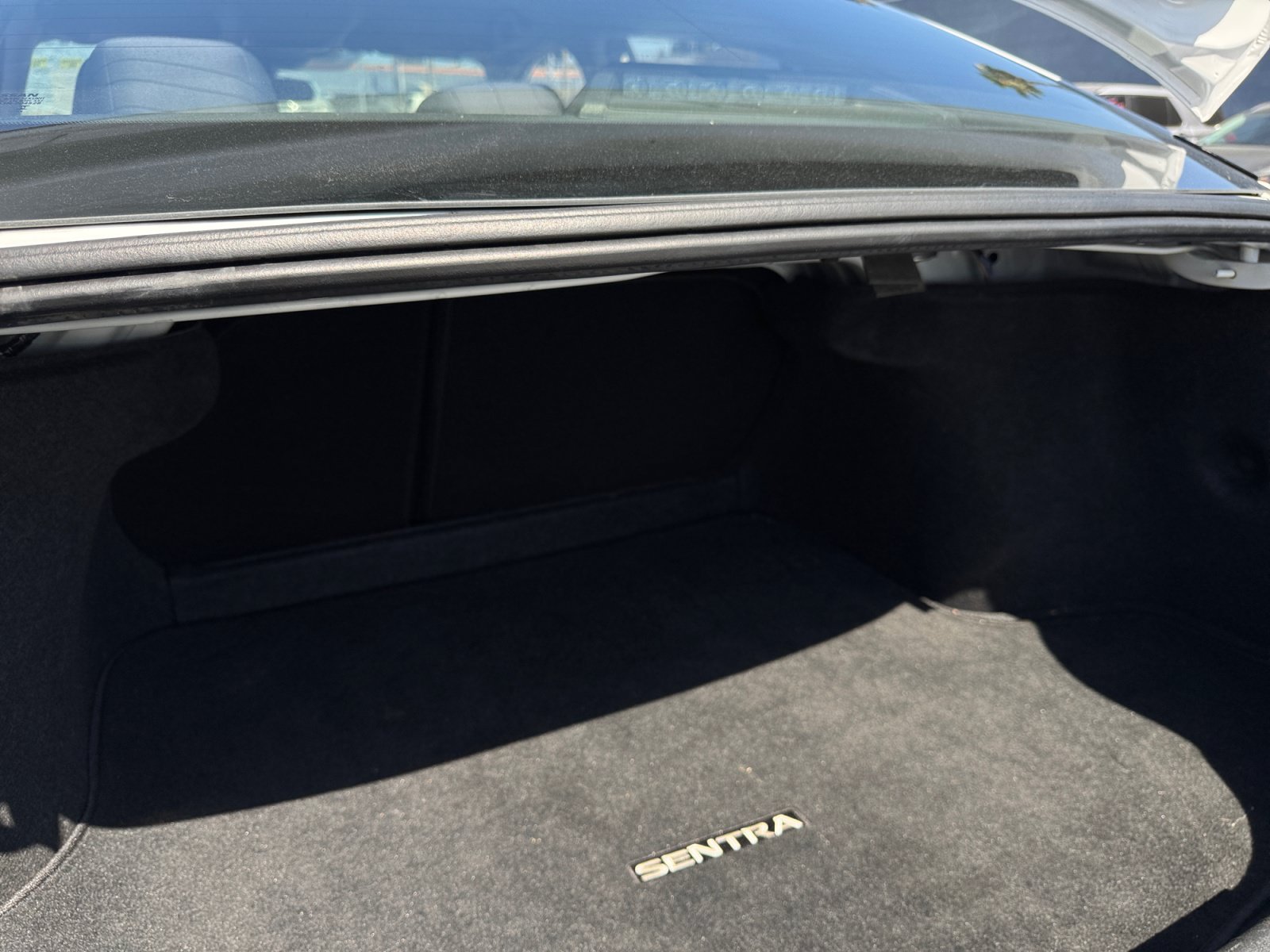 Used 2024 Nissan Sentra SV FWD image 23