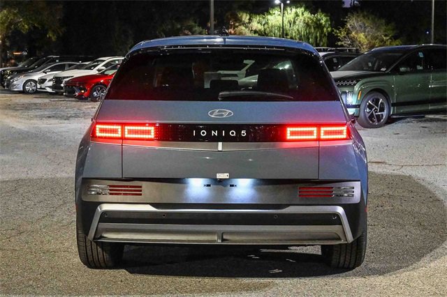 New 2026 Hyundai Ioniq 5 SEL image 6