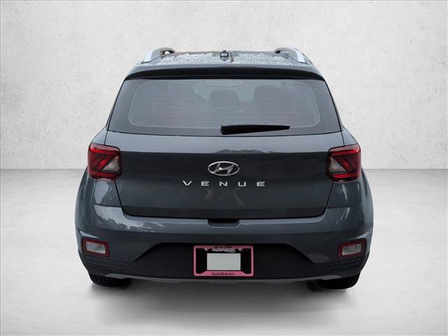 New 2026 Hyundai Venue SEL FWD image 6