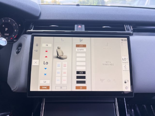 Used 2024 Land Rover Range Rover Velar Dynamic SE AWD/4WD image 28
