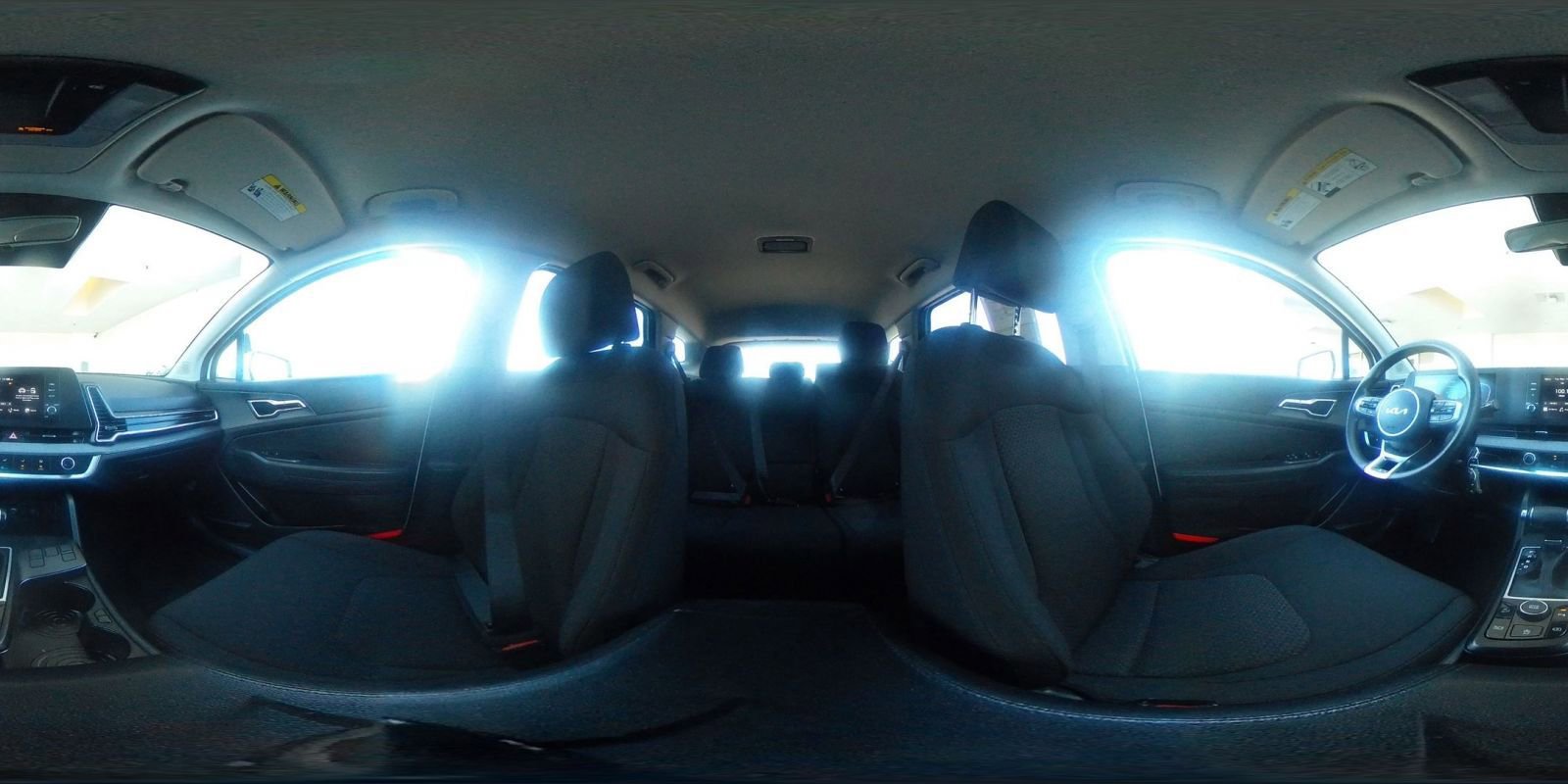 Used 2025 Kia Sportage LX image 42