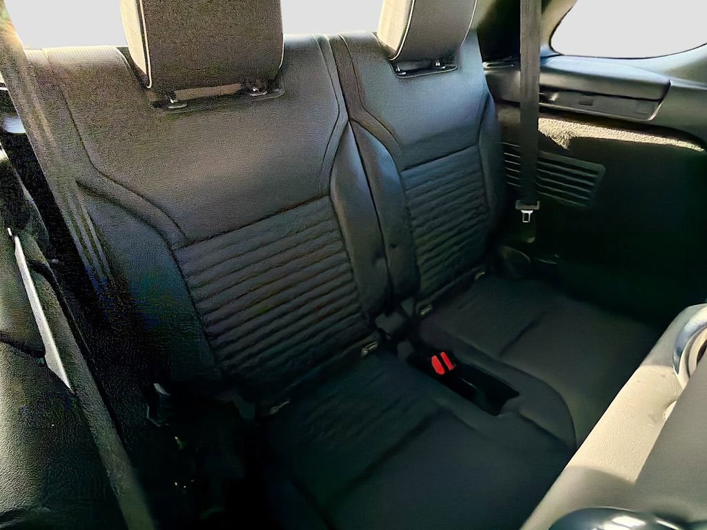 Used 2020 Land Rover Discovery HSE image 21