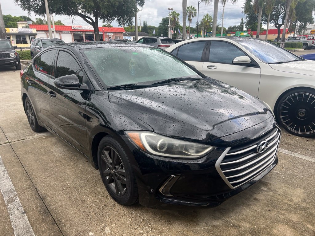 Used 2017 Hyundai Elantra Value Edition FWD image 4