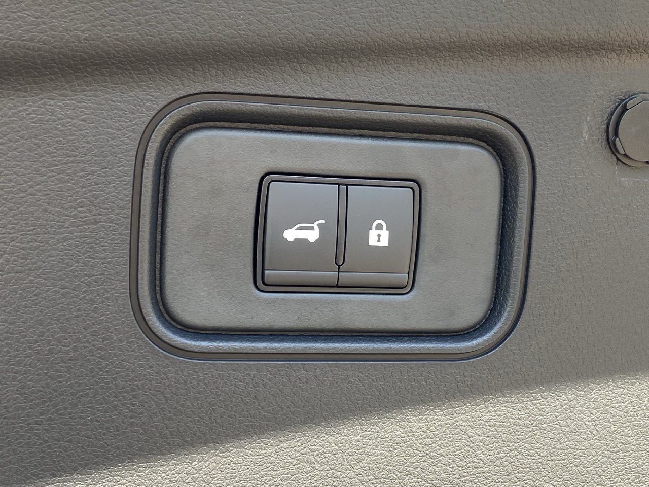 New 2027 INFINITI QX65 Sport AWD/4WD image 13
