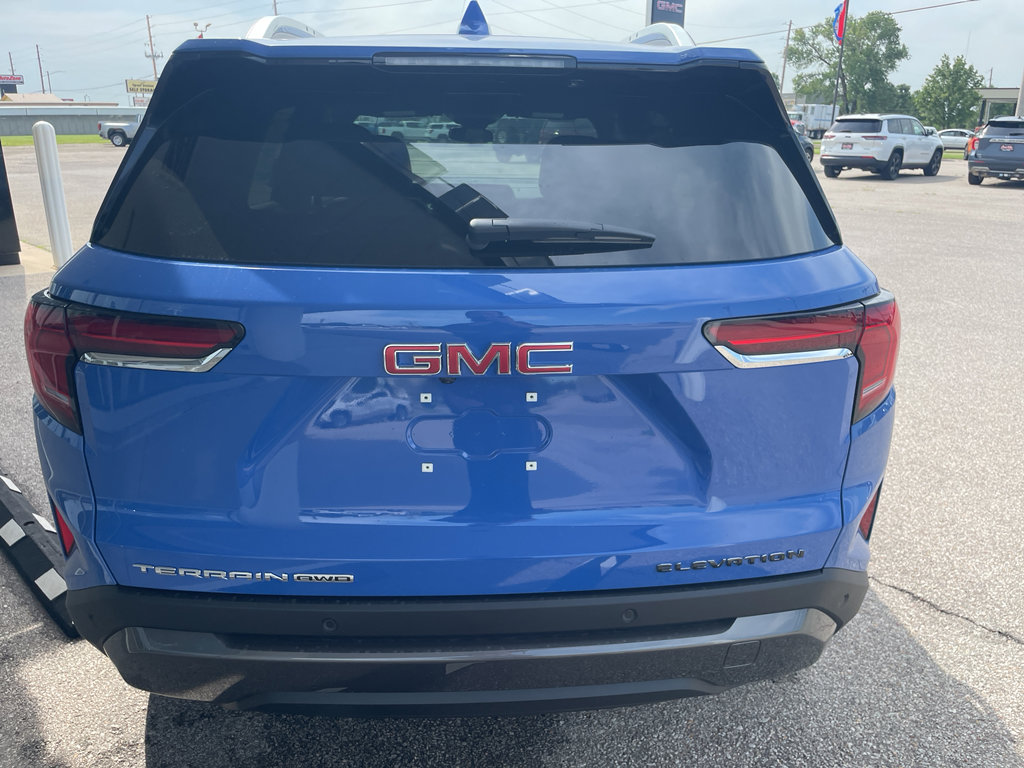 New 2026 GMC Terrain Elevation w/ Elevation Premium Package image 4