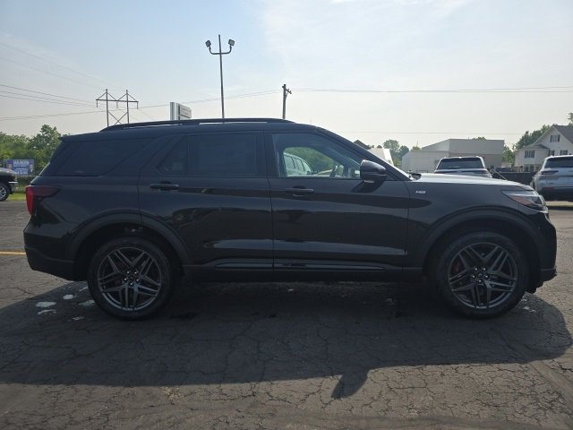 New 2025 Ford Explorer ST-Line w/ Premium Package image 8