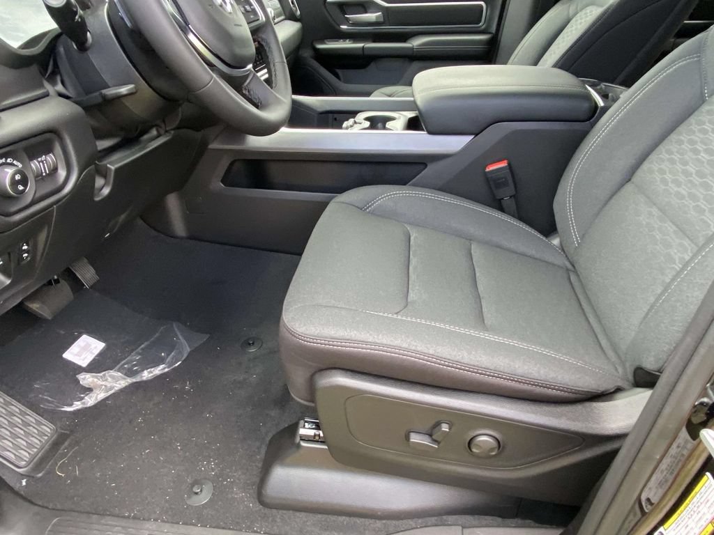 New 2026 RAM 1500 Big Horn AWD/4WD image 42