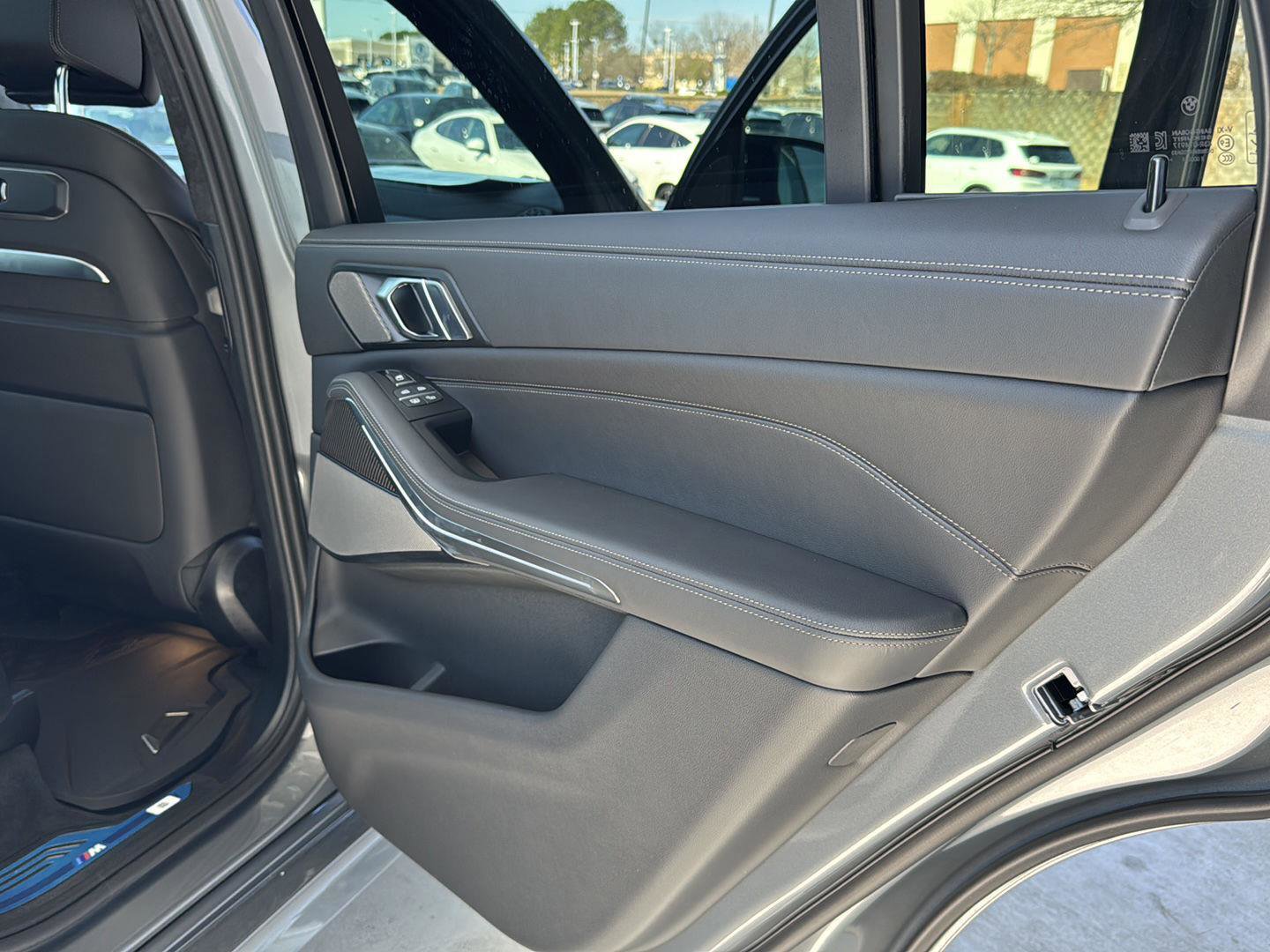 New 2026 BMW X7 M60i image 14