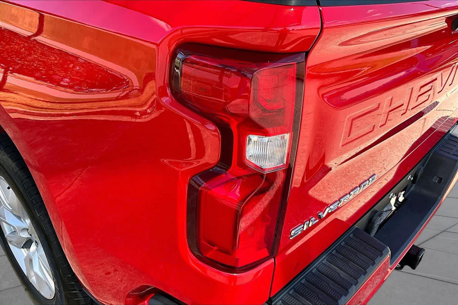 Used 2020 Chevrolet Silverado 1500 Custom w/ Custom Value Package RWD image 29