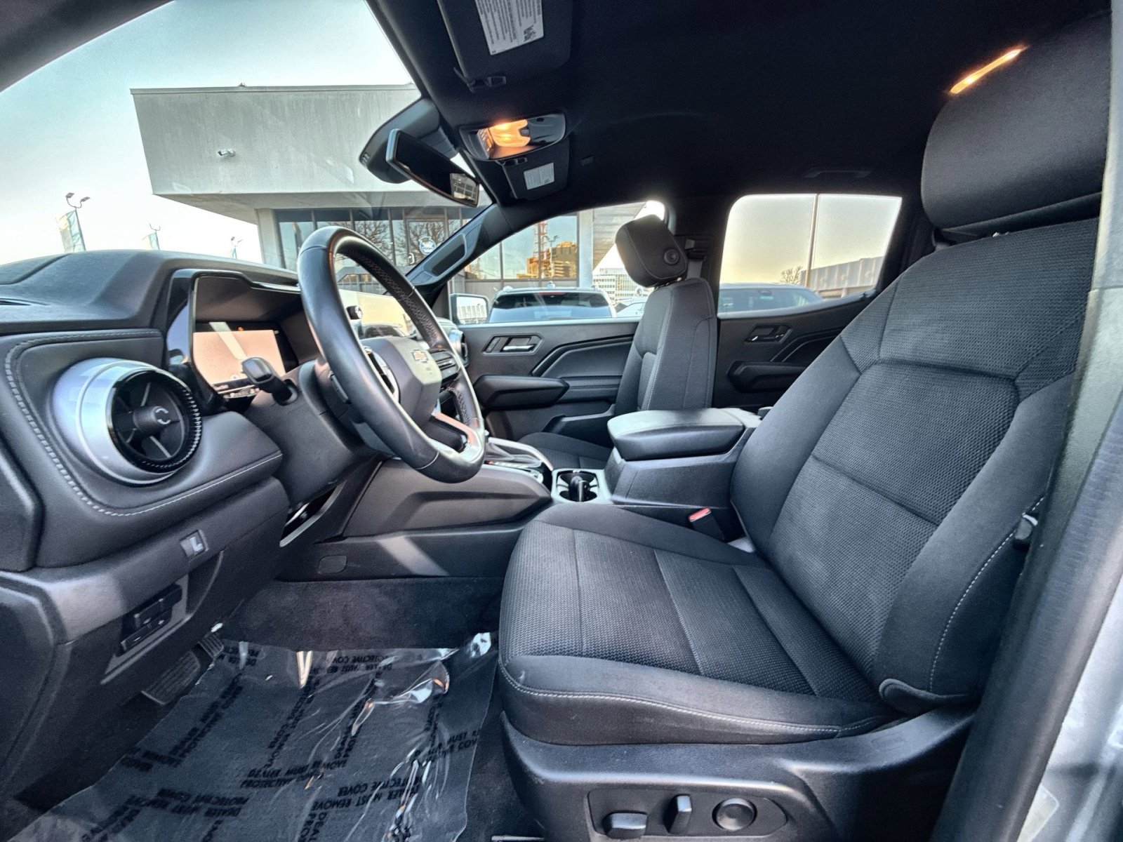 Used 2024 Chevrolet Colorado LT w/ LT Convenience Package II image 13