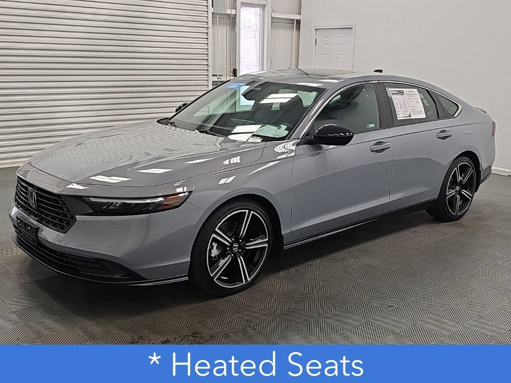 Used 2025 Honda Accord Sport image 5
