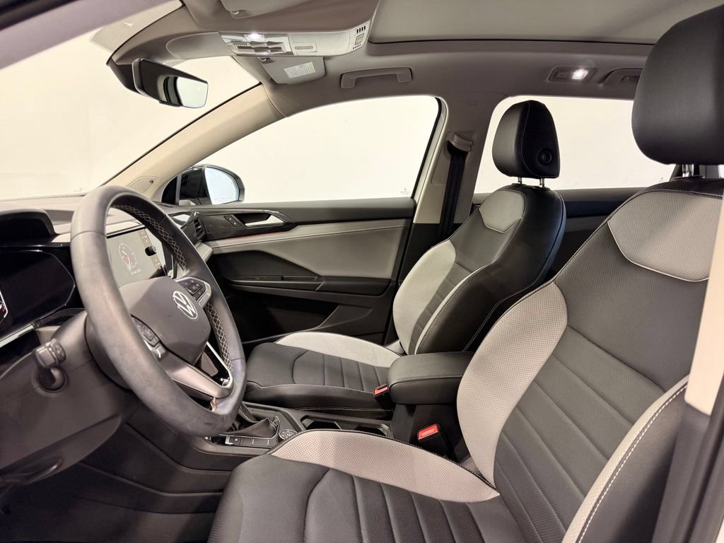 Used 2023 Volkswagen Taos SEL AWD/4WD image 12