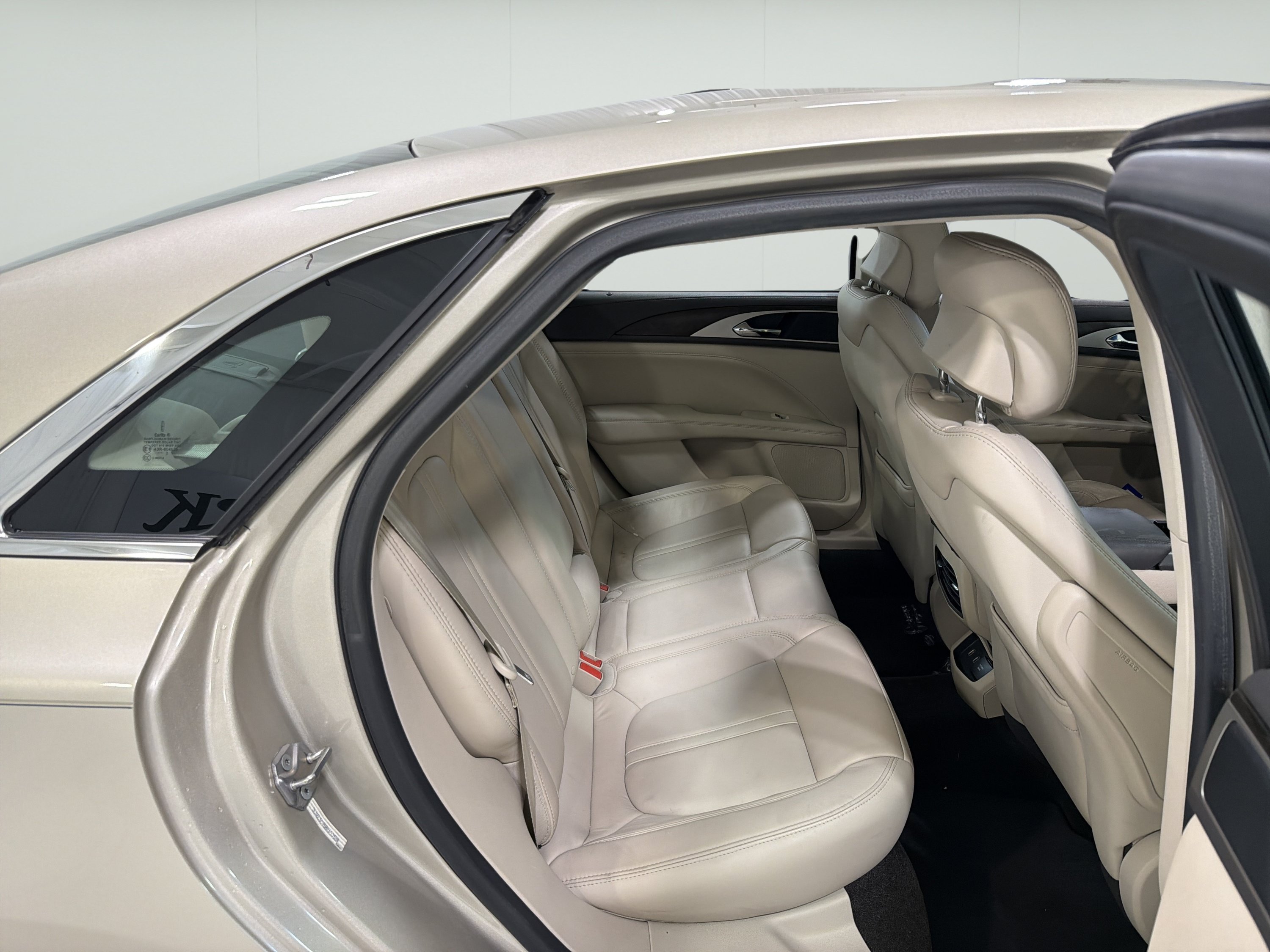 Used 2017 Lincoln MKZ Select w/ Select Plus Package FWD image 14