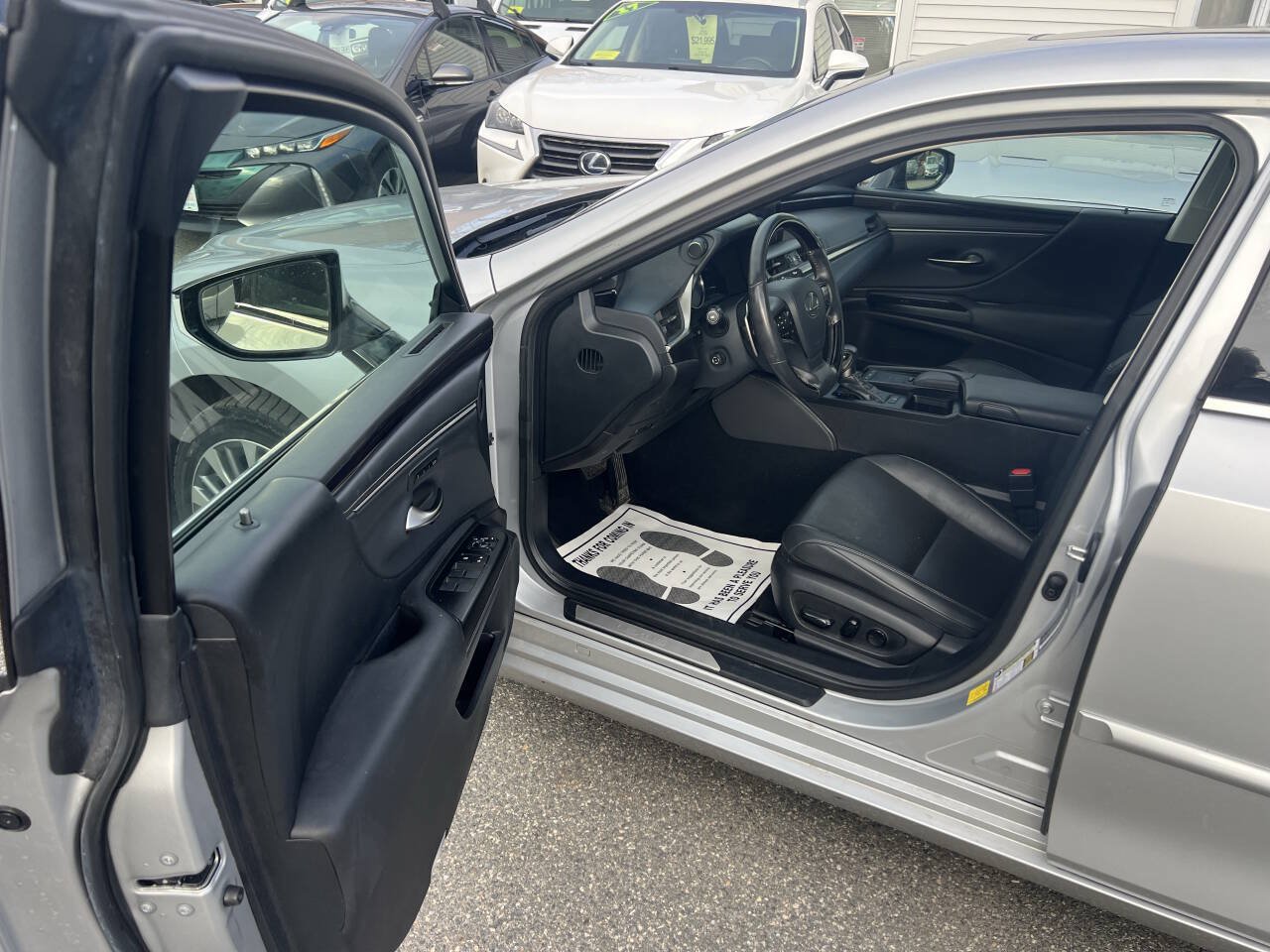 Used 2020 Lexus ES 350 w/ Premium Package FWD image 20