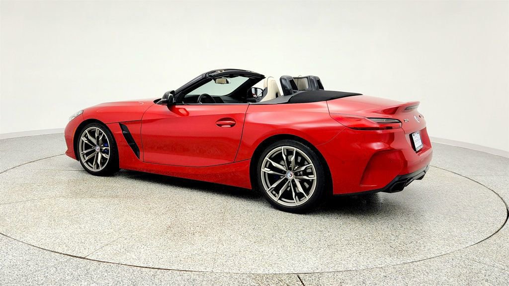 Used 2022 BMW Z4 M40i w/ Premium Package image 7