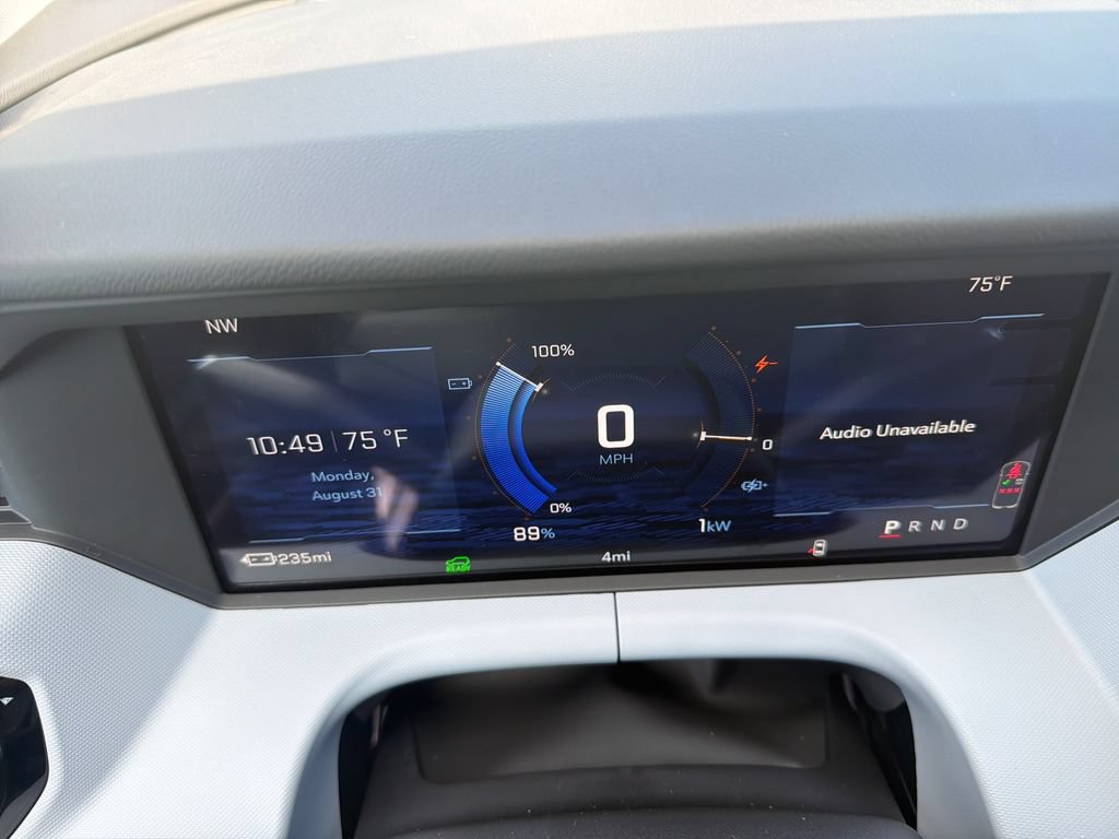 New 2027 Chevrolet Bolt LT w/ Comfort Package FWD image 16