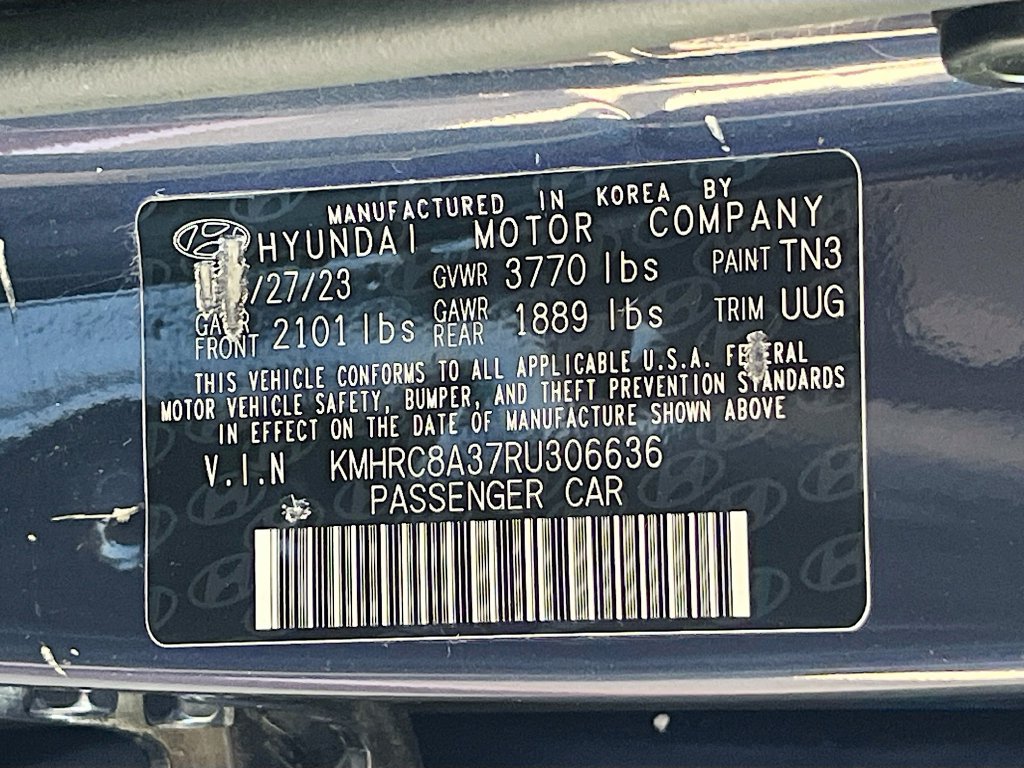 Used 2024 Hyundai Venue Limited FWD image 31