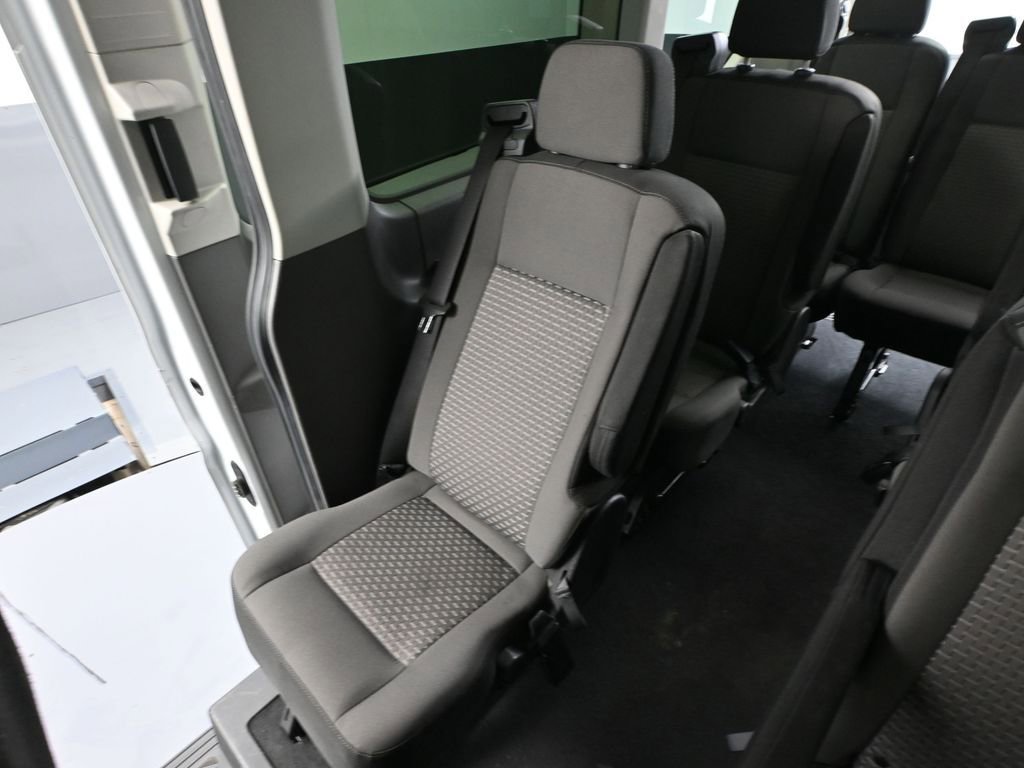 Used 2024 Ford Transit 350 XLT image 39