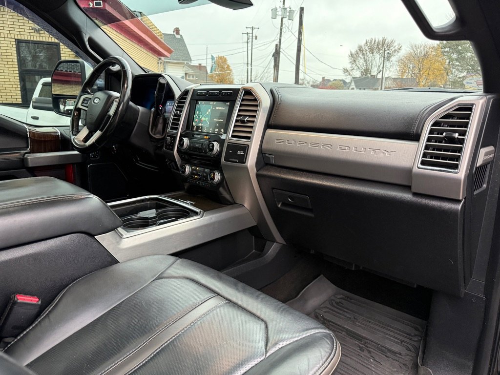 Used 2017 Ford F350 Platinum w/ Platinum Ultimate Package image 9