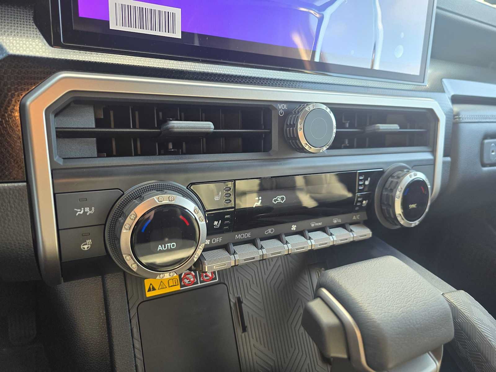 New 2026 Toyota 4Runner Limited AWD/4WD image 31