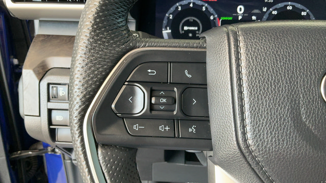 Used 2024 Toyota Tacoma Limited w/ Limited Package (LT) AWD/4WD image 12