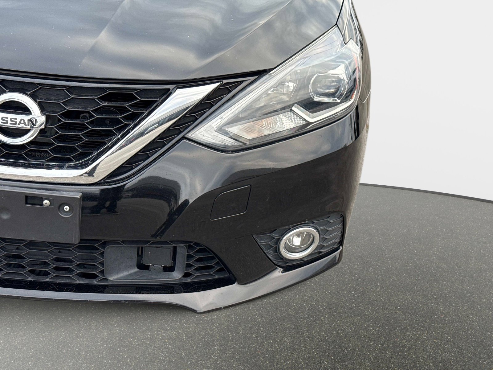 Used 2018 Nissan Sentra SR image 10