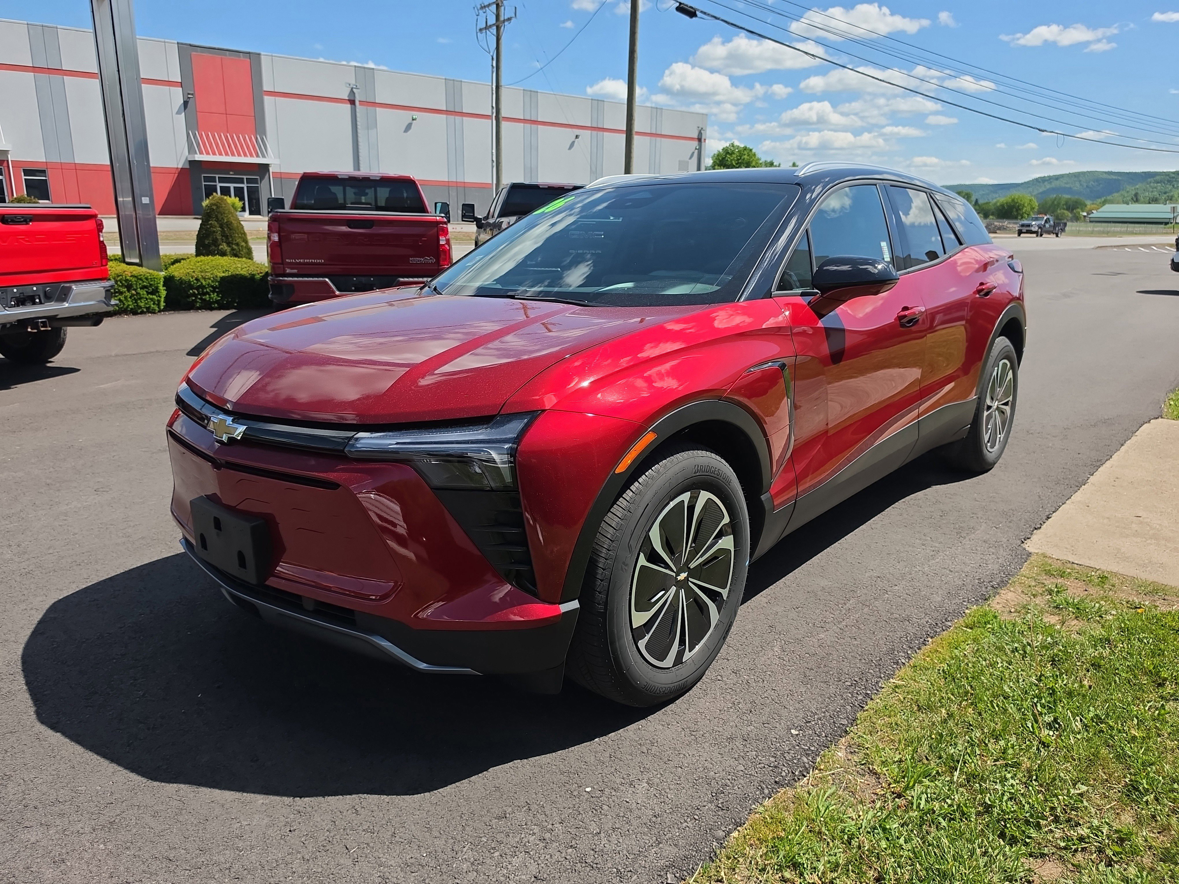 New 2025 Chevrolet Blazer EV LT AWD/4WD image 8