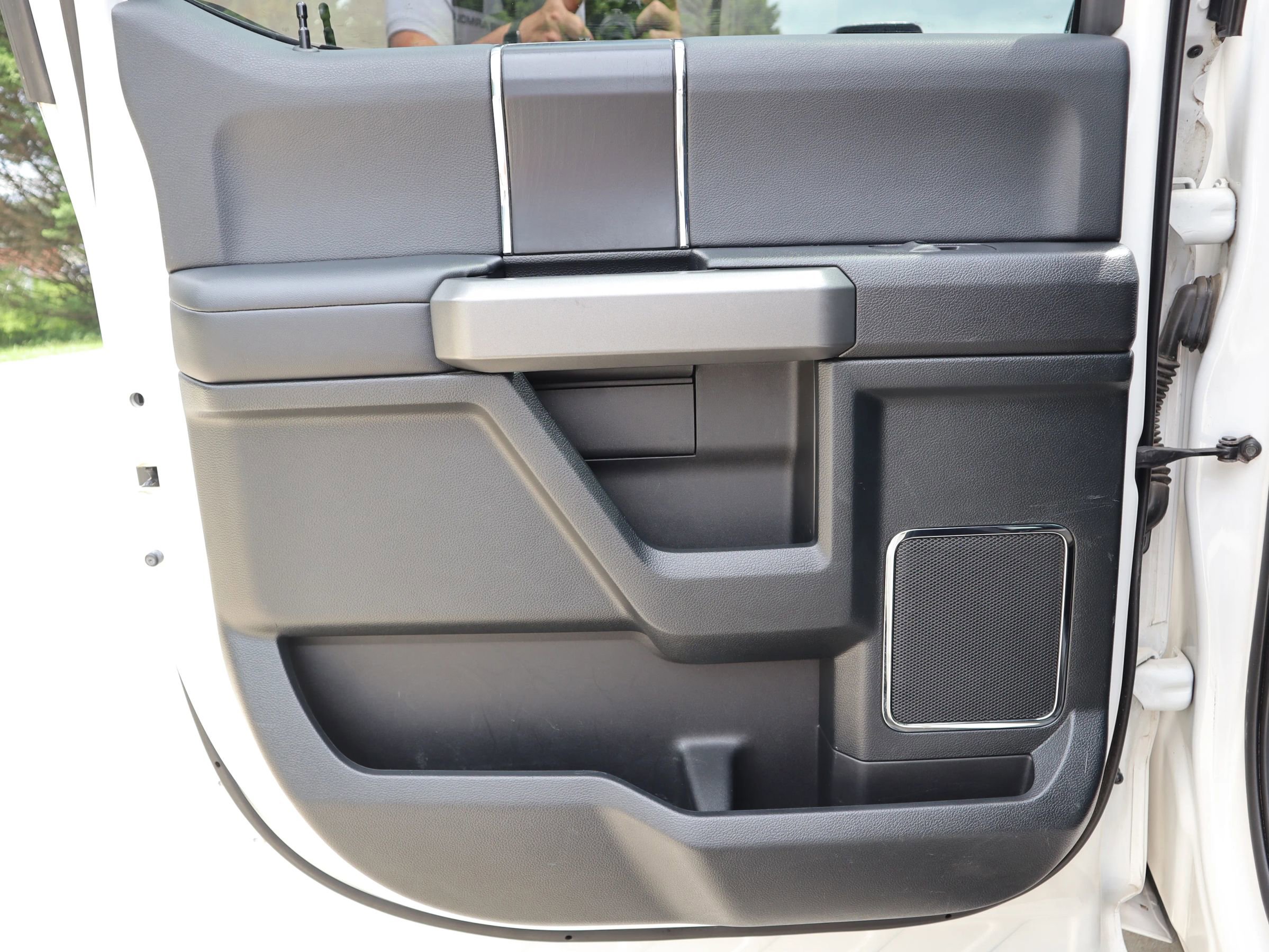 Used 2018 Ford F250 Platinum w/ Platinum Ultimate Package image 30