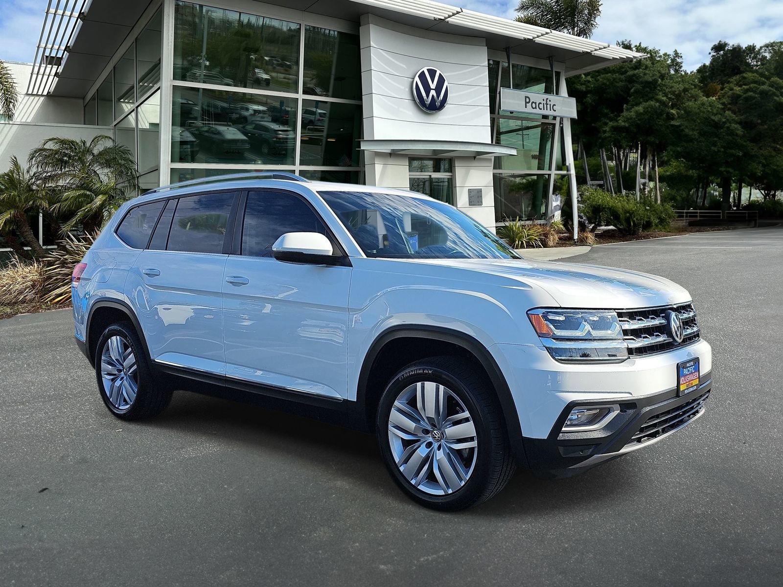 Used 2020 Volkswagen Atlas SEL FWD image 3