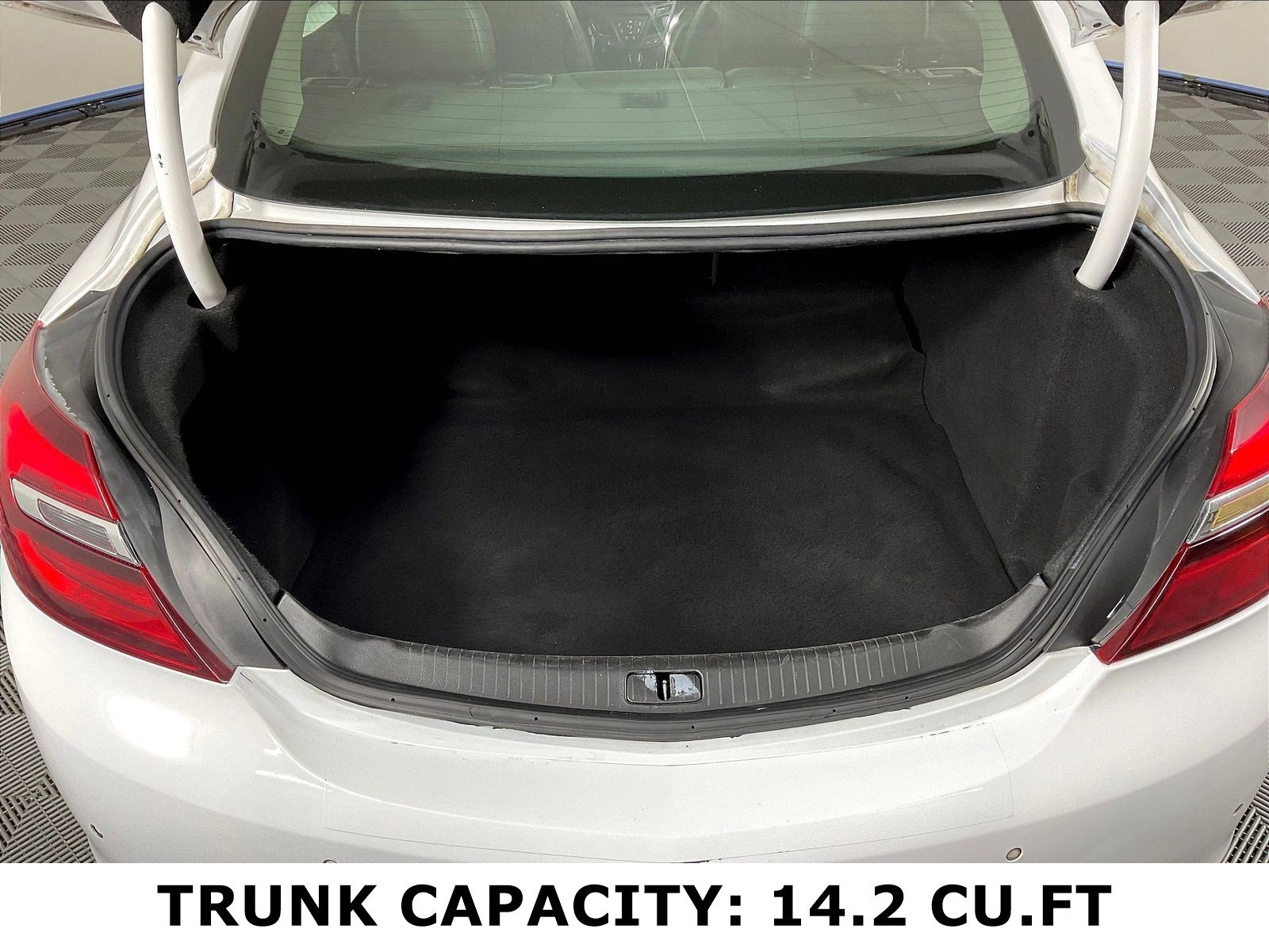 Used 2016 Buick Regal Premium AWD/4WD image 37