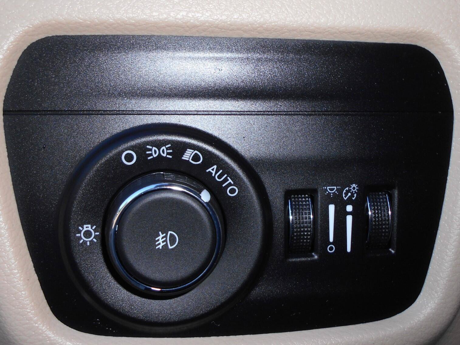 Certified 2023 Jeep Grand Cherokee Limited AWD/4WD image 18
