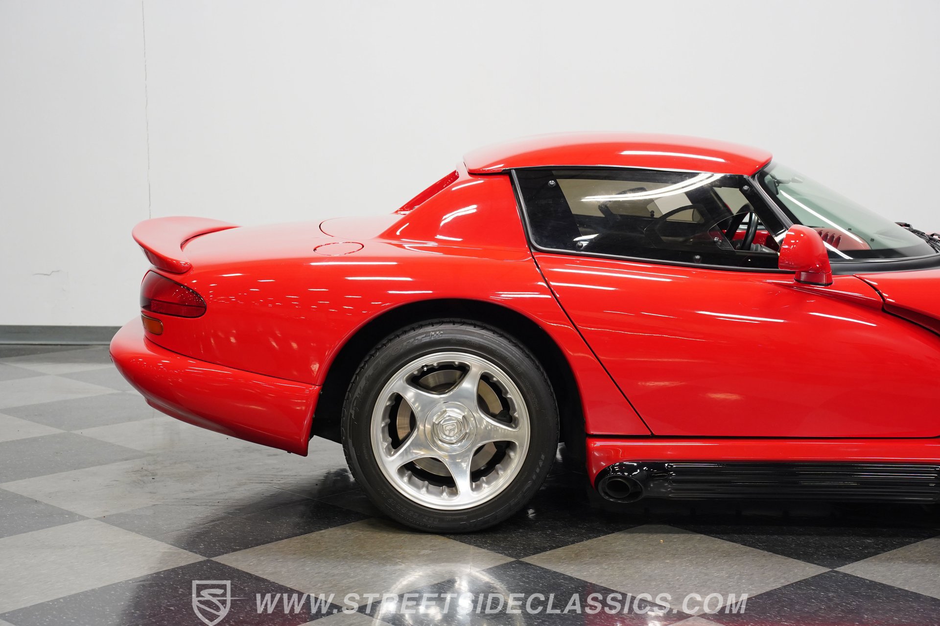 Used 1994 Dodge Viper RT/10 RWD image 28
