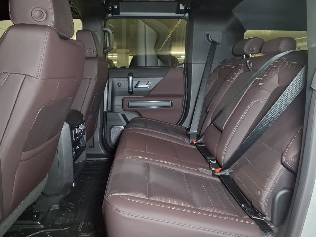 New 2026 GMC Hummer EV SUV AWD/4WD image 12