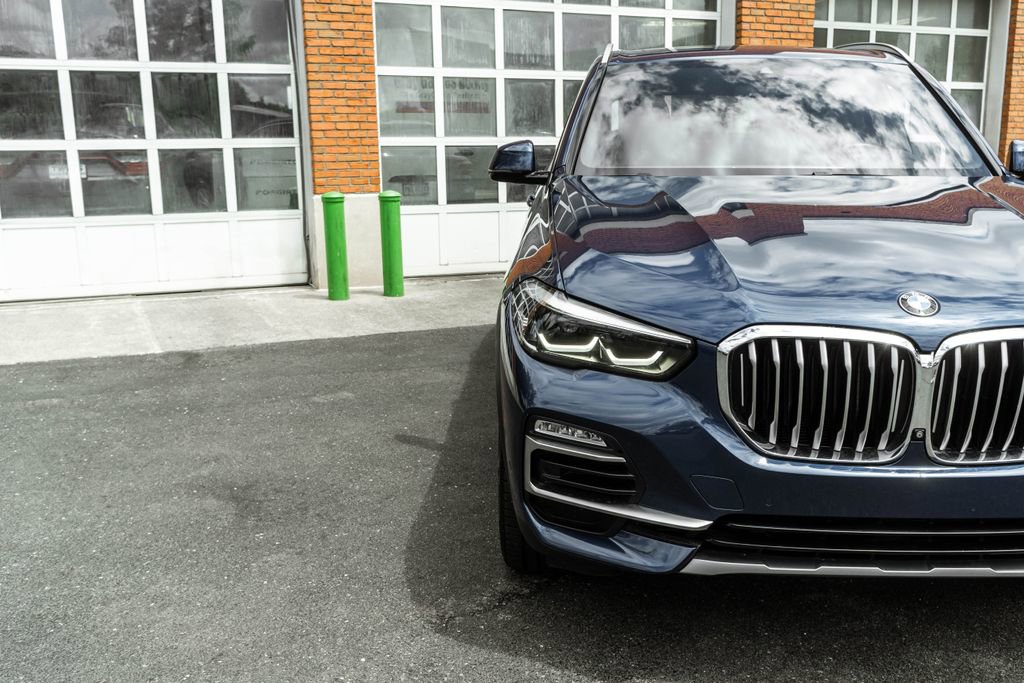 Used 2019 BMW X5 xDrive40i w/ Convenience Package AWD/4WD image 34