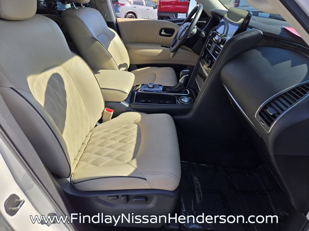 Used 2024 Nissan Armada Platinum w/ Captain's Chairs Package RWD image 17