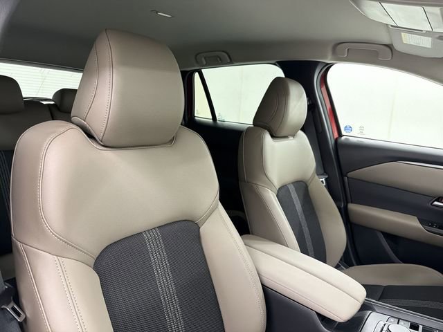 Certified 2025 MAZDA CX-50 AWD 2.5 S w/ Preferred Package image 19