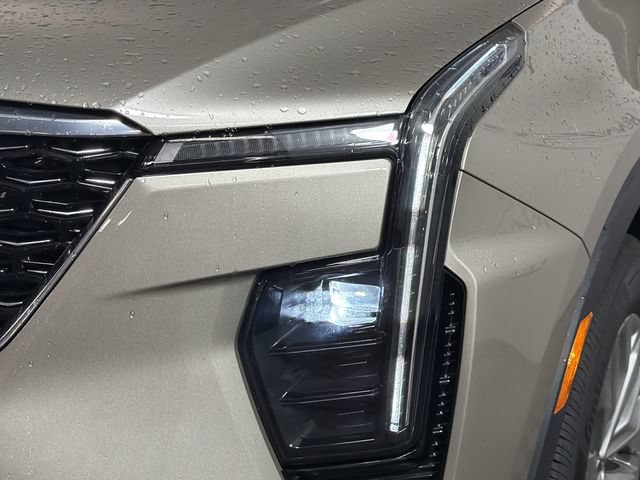Used 2025 Cadillac XT4 Premium Luxury w/ Cold Weather Package FWD image 32