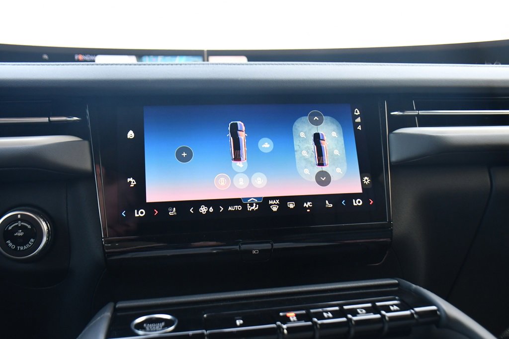 New 2025 Lincoln Navigator Reserve w/ Jet Appearance Package image 33