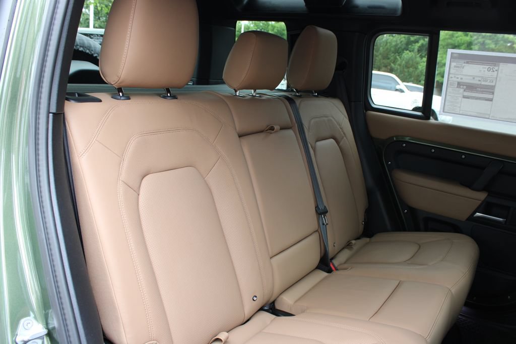 New 2026 Land Rover Defender 110 S AWD/4WD image 15