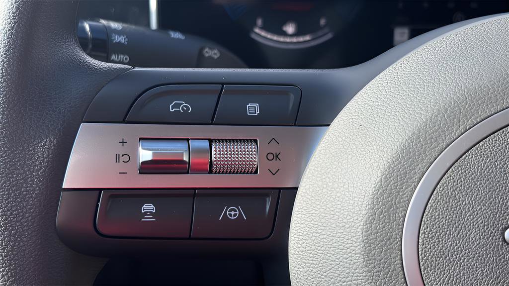 Certified 2025 Hyundai Sonata SE image 25