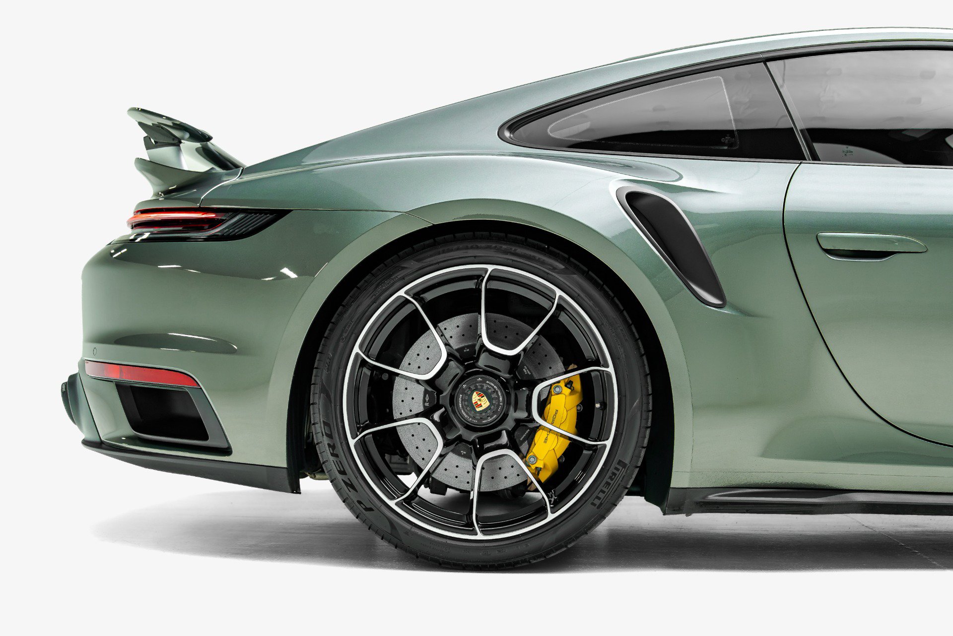 Used 2021 Porsche 911 Turbo S AWD/4WD image 16