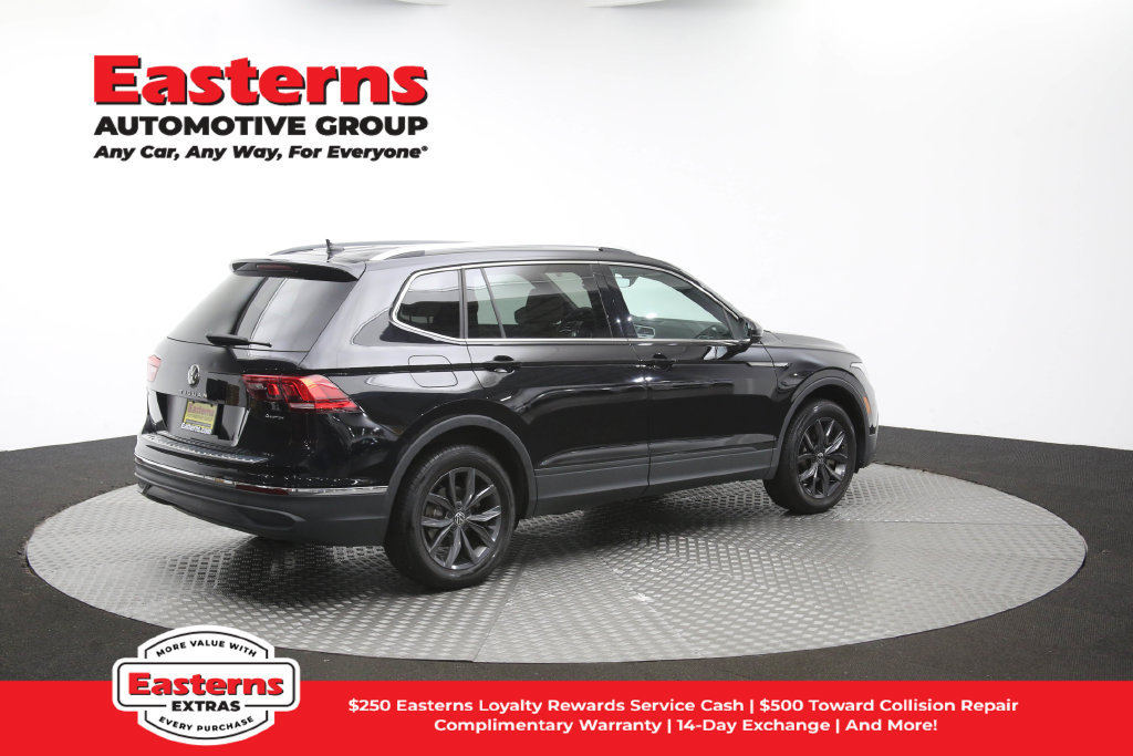 Used 2023 Volkswagen Tiguan SE AWD/4WD image 43
