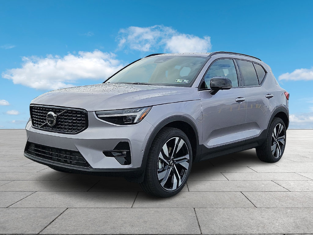 New 2026 Volvo XC40 B5 Ultra w/ Protection Package Premier AWD/4WD image 4
