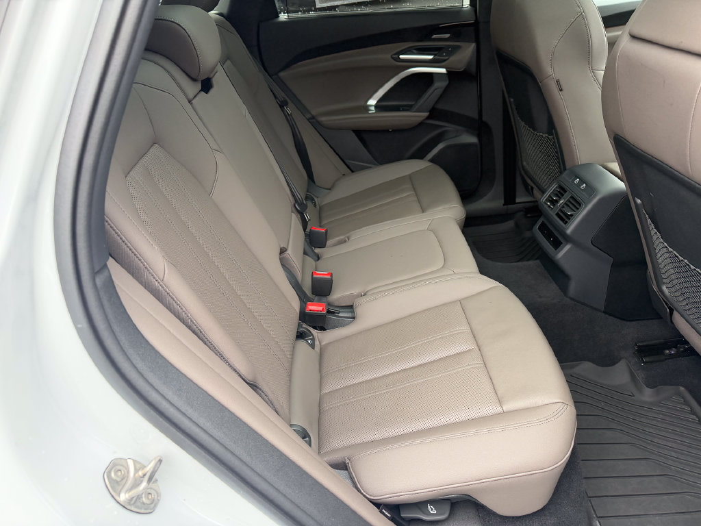 Certified 2025 Audi Q5 Premium Plus w/ Premium Plus AWD/4WD image 18