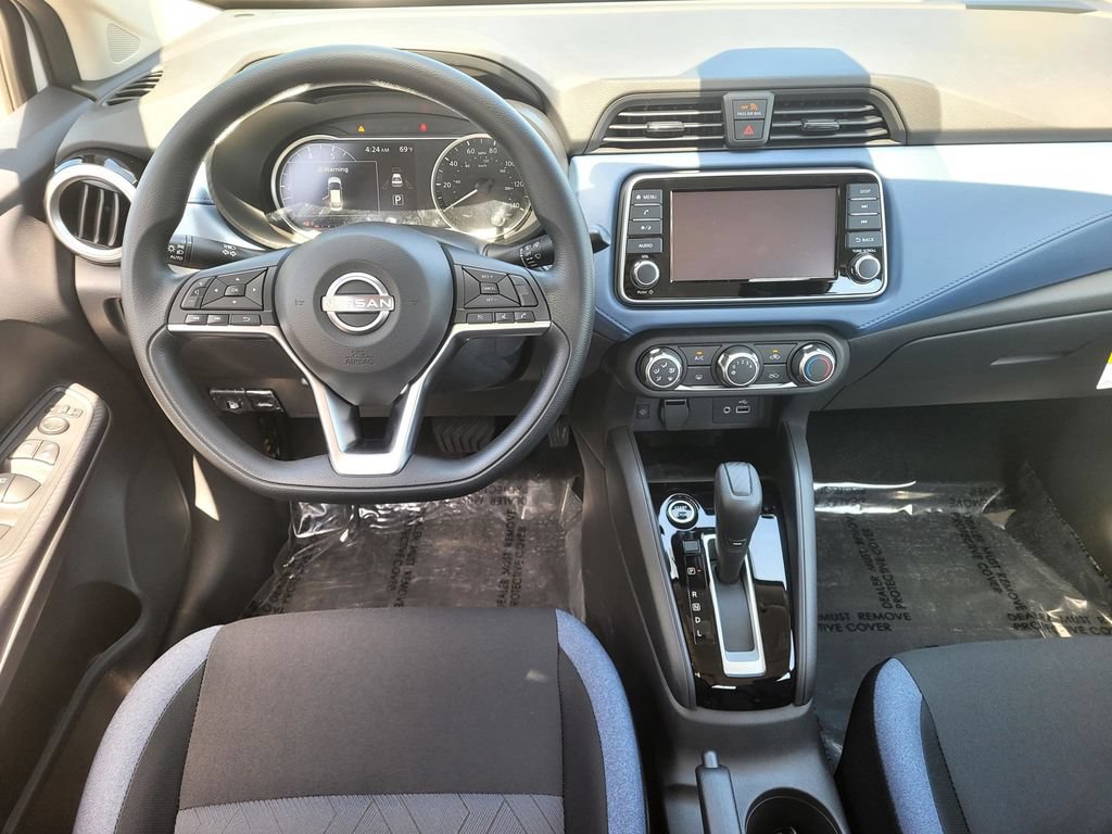 New 2025 Nissan Versa SV w/ Trunk Package FWD image 9