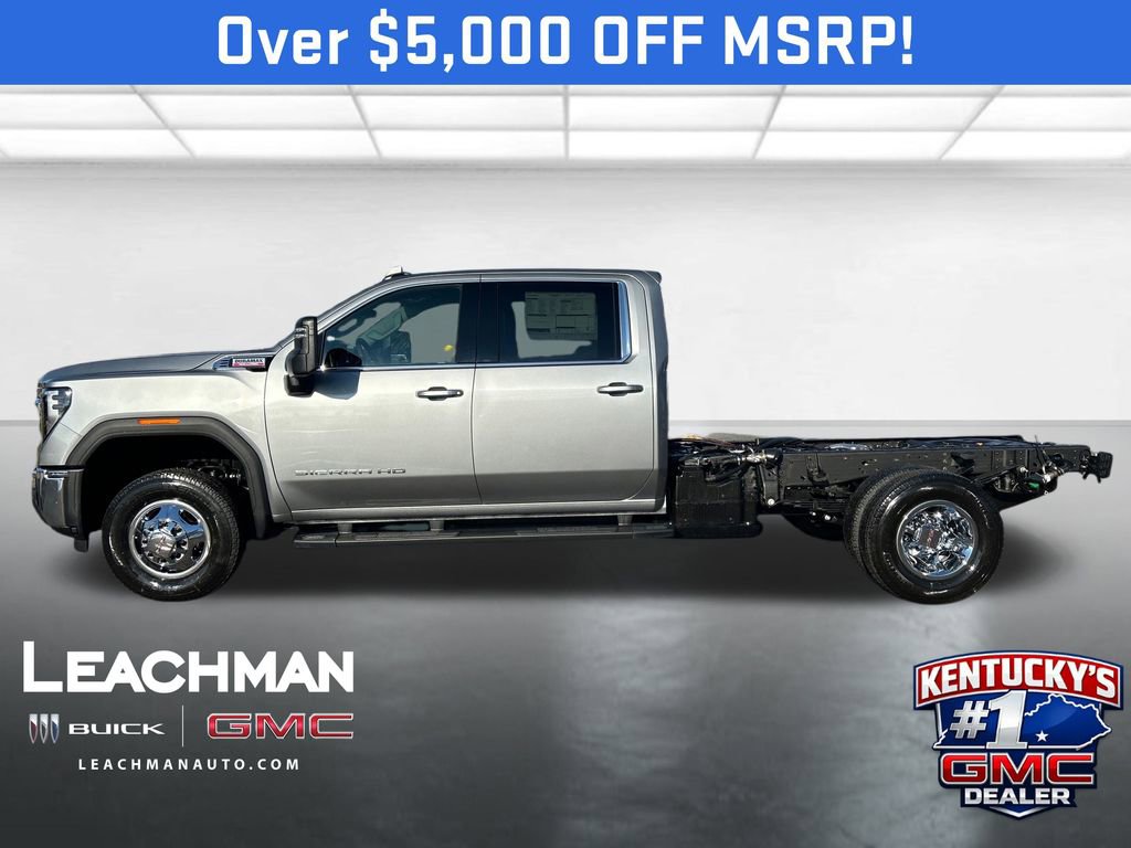 New 2026 GMC Sierra 3500 SLE w/ SLE Convenience Package image 6