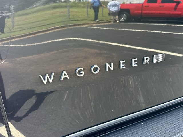 Used 2024 Jeep Wagoneer Series III AWD/4WD image 32