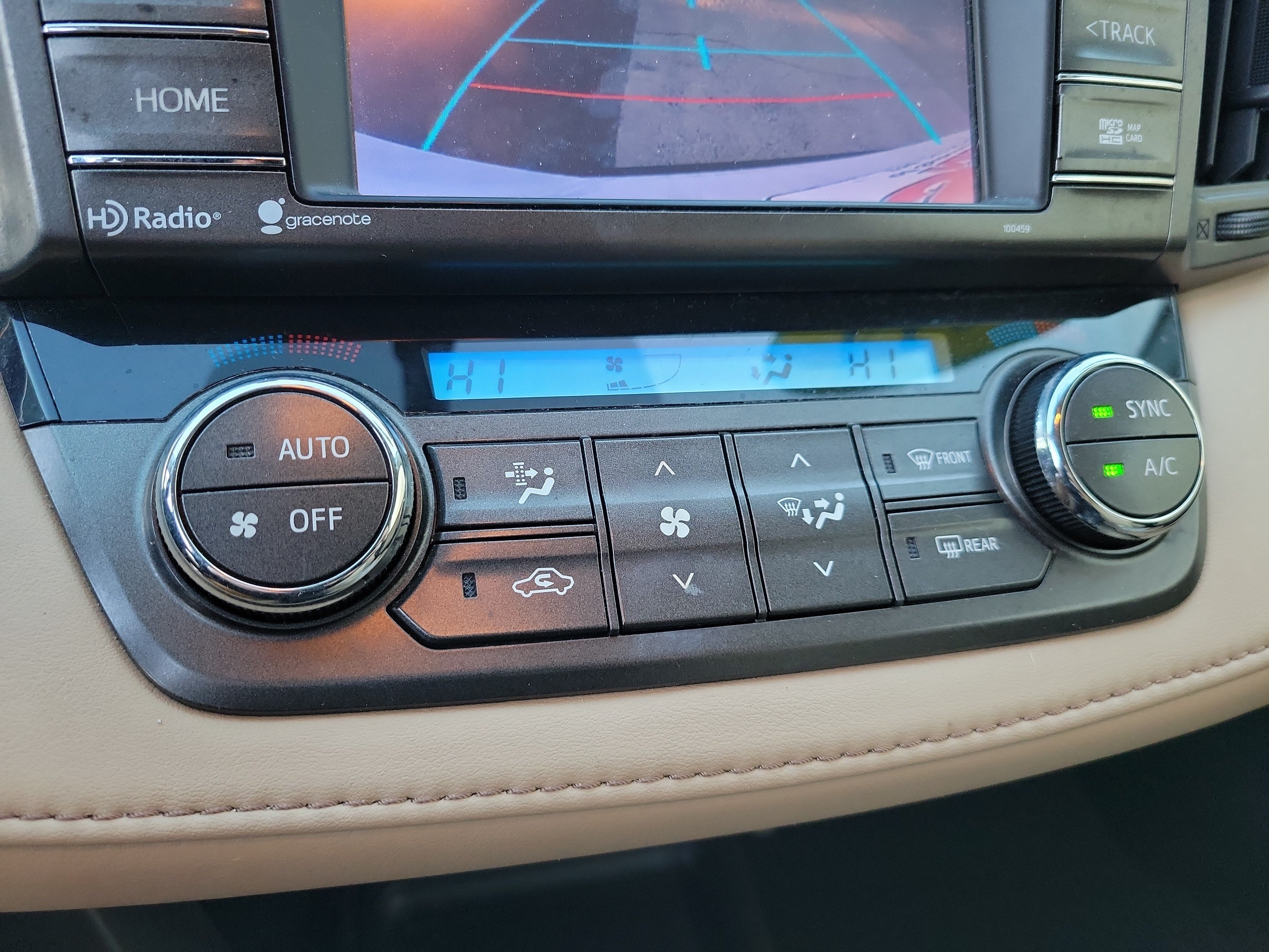 Used 2014 Toyota RAV4 Limited FWD image 17