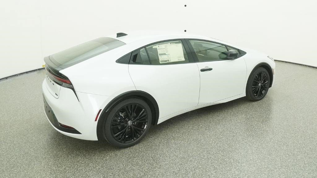 New 2026 Toyota Prius FWD image 85